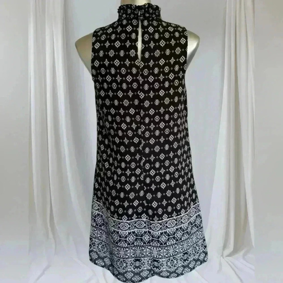 FREE 💟Tribal Print Tunic - Picture 4 of 14